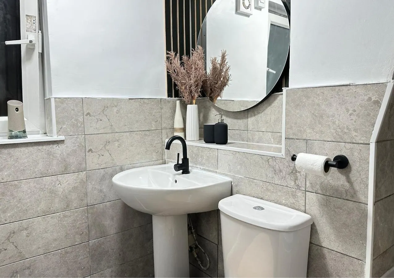 Bella-Ruiz Home For Your Perfect Staycation London 0*,  United Kingdom