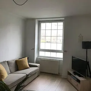 Cosy 1 Bed Flat In With View Of Shard Apartment